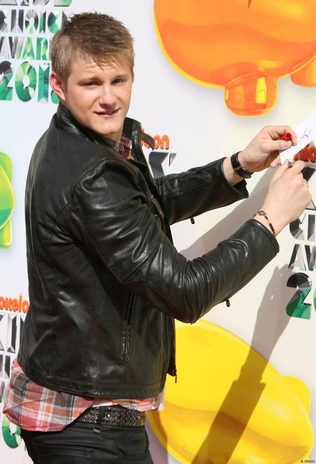 Alexander Ludwig Gay Nude gallery photos alexanderludwig awards kids wenn choice