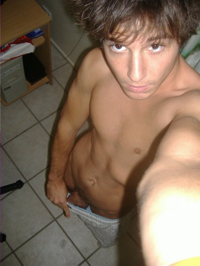 Amateur Gay pics page