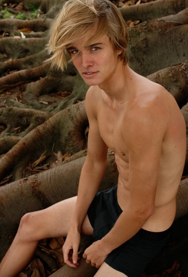 beautiful naked male models lockhart arthur