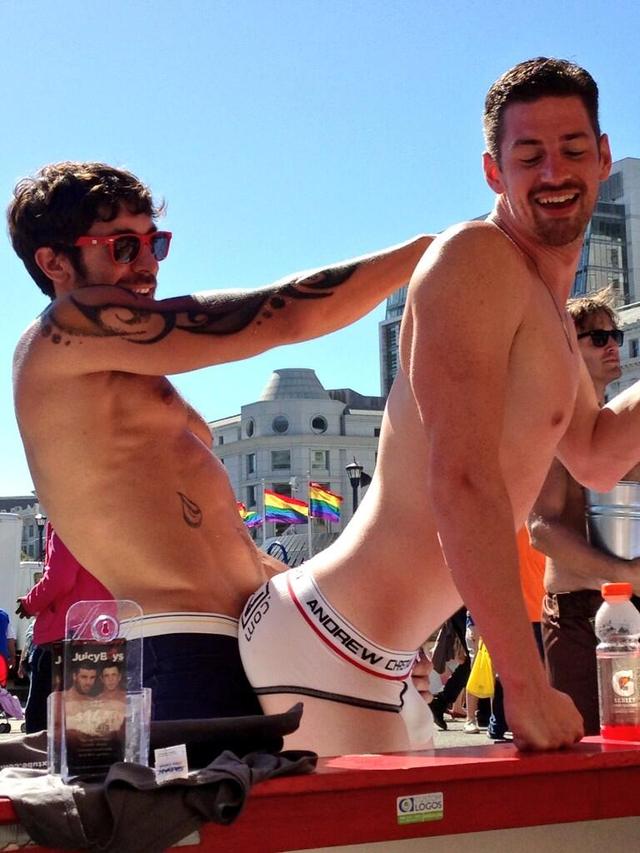 Christian Wilde Porn porn gay large shows world pride london around nyc parades amccqae gdz