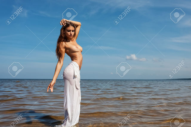 George Clooney Gay Nude naked photo nude young beautiful girl outdoors woman nature enjoying stock sea palinchak