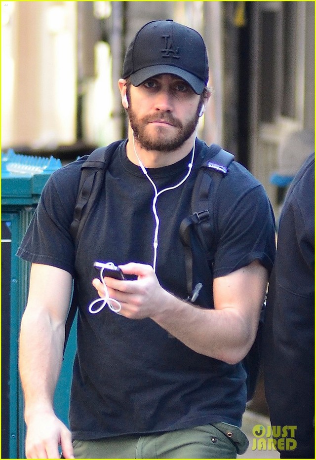 Jake Gyllenhaal Gay Nude jake gallery hot best who celebs does gyllenhaal downtown sporting beards