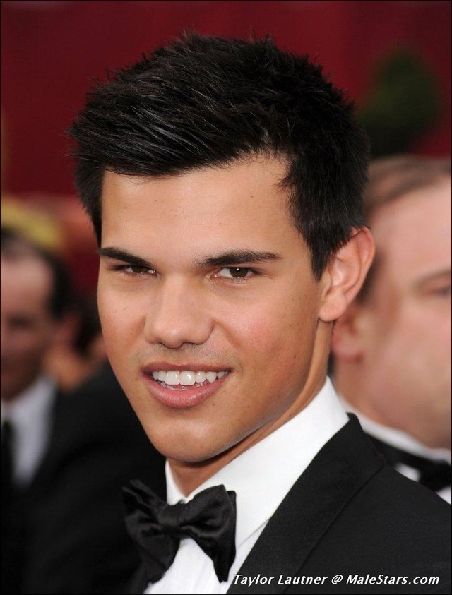 Taylor Lautner Gay Nude taylor lautner freemalestar celebmen