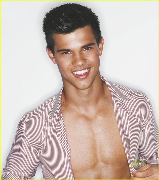 Taylor Lautner Gay Nude boys gay shirtless taylor lautner sorry