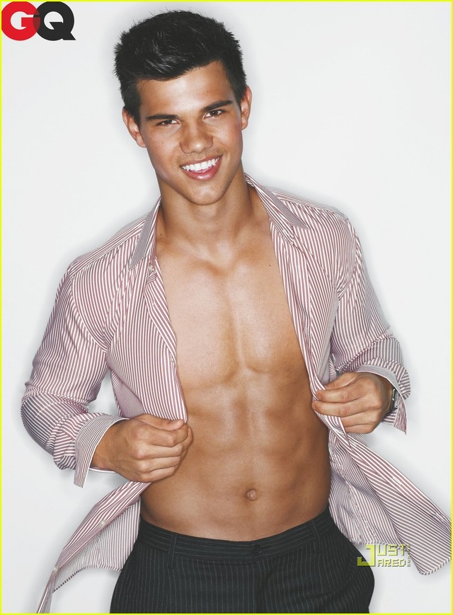 Taylor Lautner Gay Nude porn shirtless taylor lautner leo bartsch