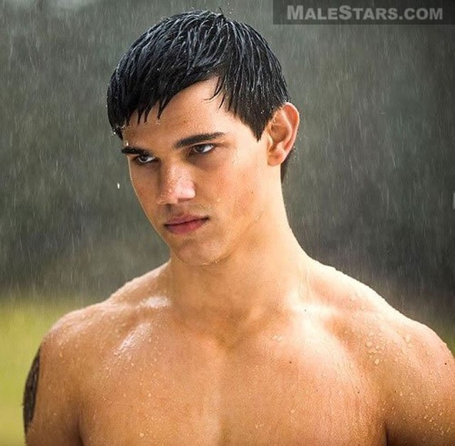 Taylor Lautner Gay Nude eyecandy stars male taylor lautner