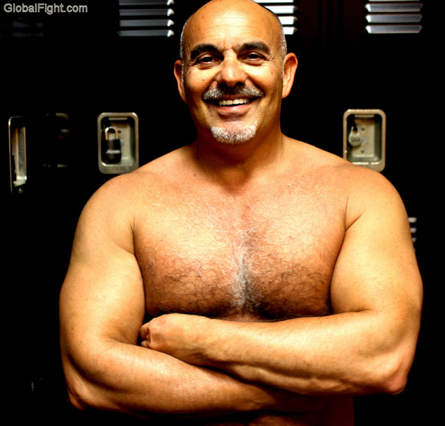 gay muscle bodybuilder muscle men huge muscular gay photos man jocks hot gym bodybuilder plog muscles personals profiles older arms pumped flexing friends seeking moustache