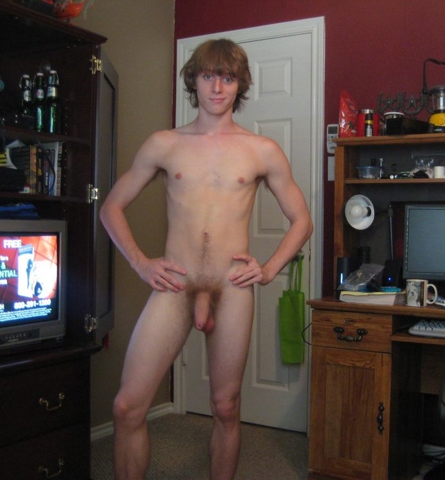 gay twinks porn Pics cock naked his gay twink show uncut
