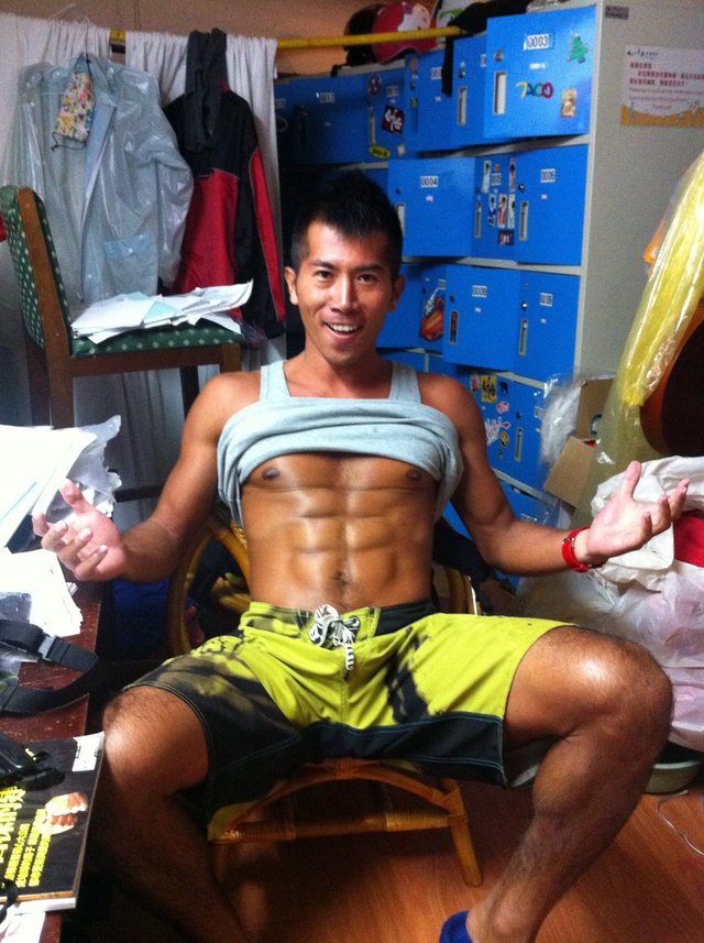 hot hunk muscle muscle hunk male taiwan chinesemale