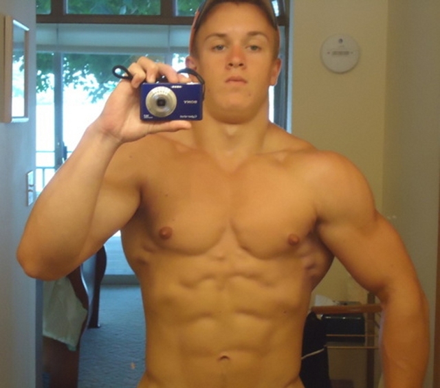 muscle guy gay porn muscle hunk stud boy muscles