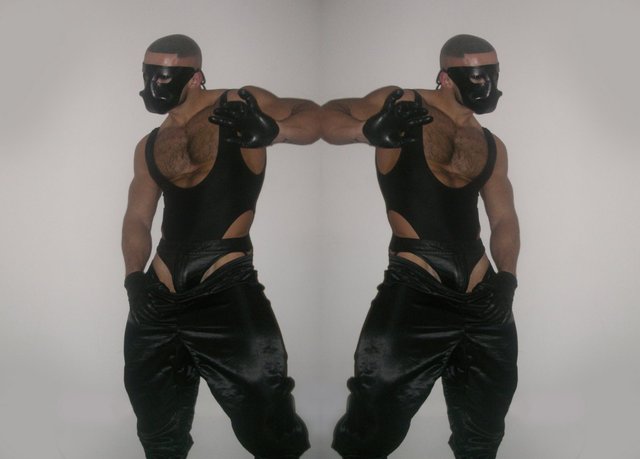 musclemen gay porn muscle black men man worship kinky francoissagat masked spandex