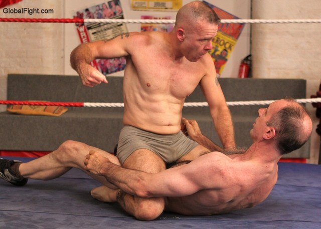 muscular gay men sex muscular gay wrestling fighting daddies gaysexwrestling