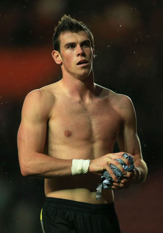 naked pics of sexy guys data media gareth bale