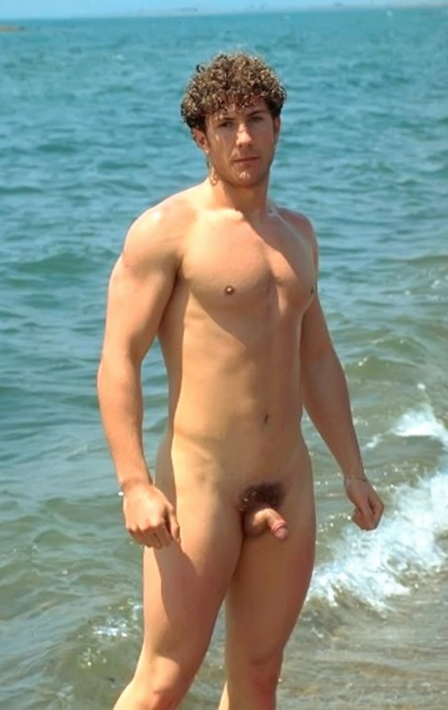 naked studs naked guys amateur studs beach november
