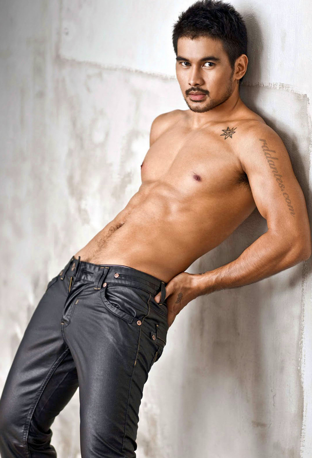 sexy pics of hot guys men model all shirtless asian actor hot sexy net pose filipino joem bascon