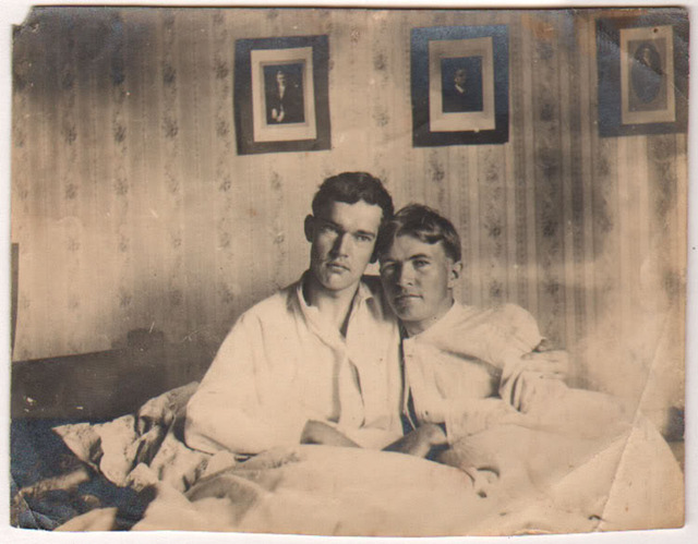 vintage gay sex inbed