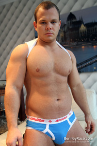 Gay Amateur Porn bentley race dennis conerman beefy muscle cub huge uncut cock amateur gay porn hungarian his thick