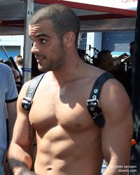 Hardcore Gay Porn wikipedia commons damien crosse