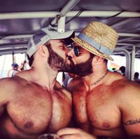 Hunks Gay Pics cdbb guys tattoos beards sougo kissing