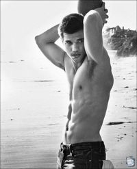 Taylor Lautner Gay Nude galleries taylor lautner