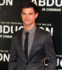Taylor Lautner Gay Nude media taylor lautner gay nude