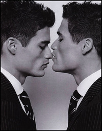 actors in gay porn docs hortonedatwins bruce weber photographed hortoneda twins some very suggestive poses but havent seen this before