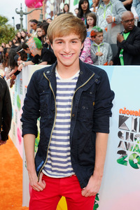 Alexander Ludwig Gay Nude lucas cruikshank news nickelodeon star comes