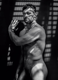 black naked men models dieux stade rugby