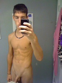 gay twink Picture porn twink taking nude self pics mirror
