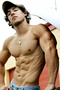 hot muscle guys live muscle show hot muscular men hear cool summer music