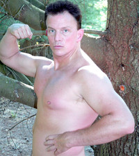 muscle hunk gay pic photos