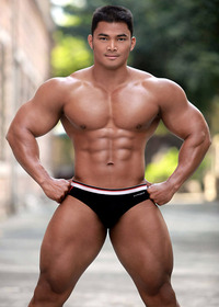 muscle hunks nathakorn apsuwan