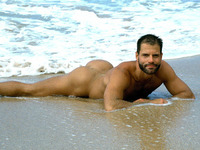 nude hunks pics daddy beach nude topless