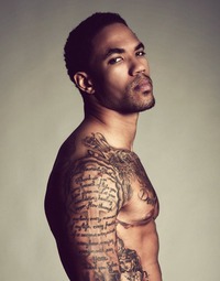 sexy muscular black men devin thomas football layer team