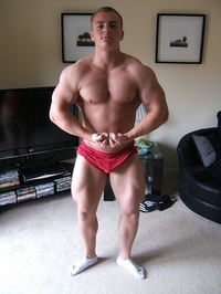 sexy muscular gay porn sexy muscle teen boy posing cam