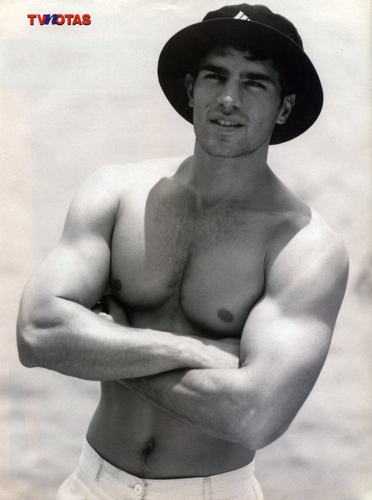 Eduardo verastegui naked